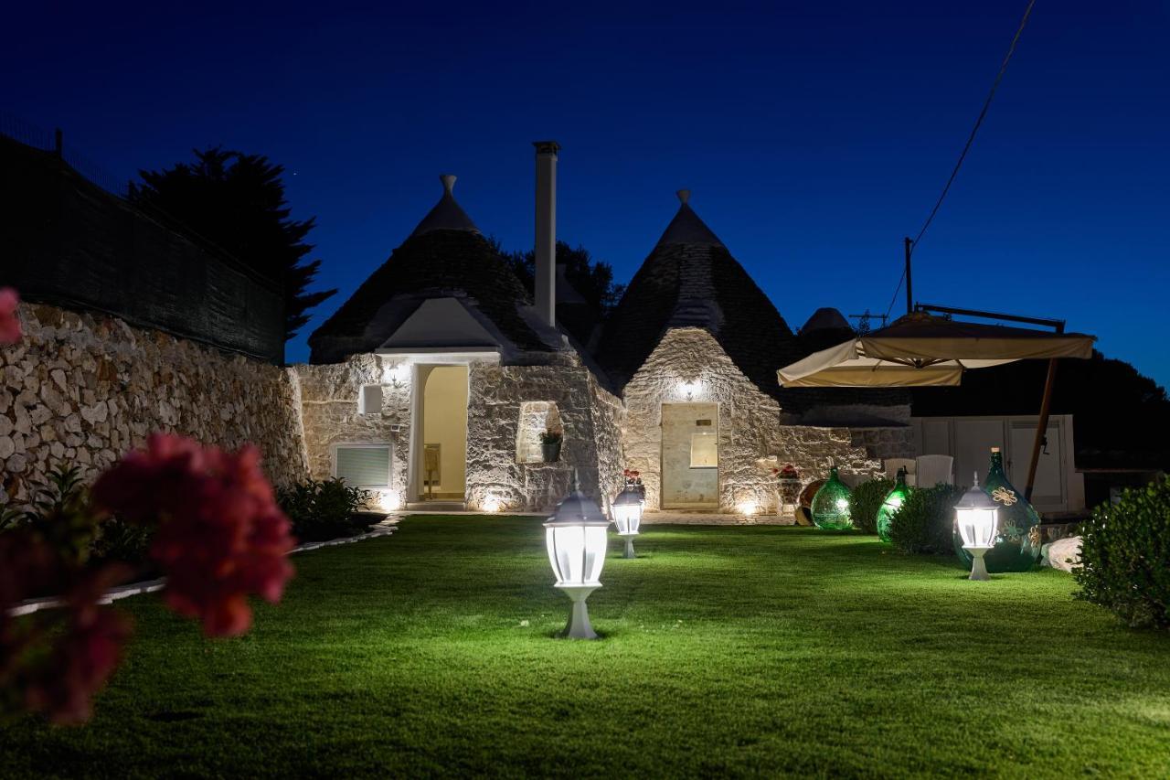 I Trulli Di Cosimo Luxury Villa Martina Franca Bagian luar foto