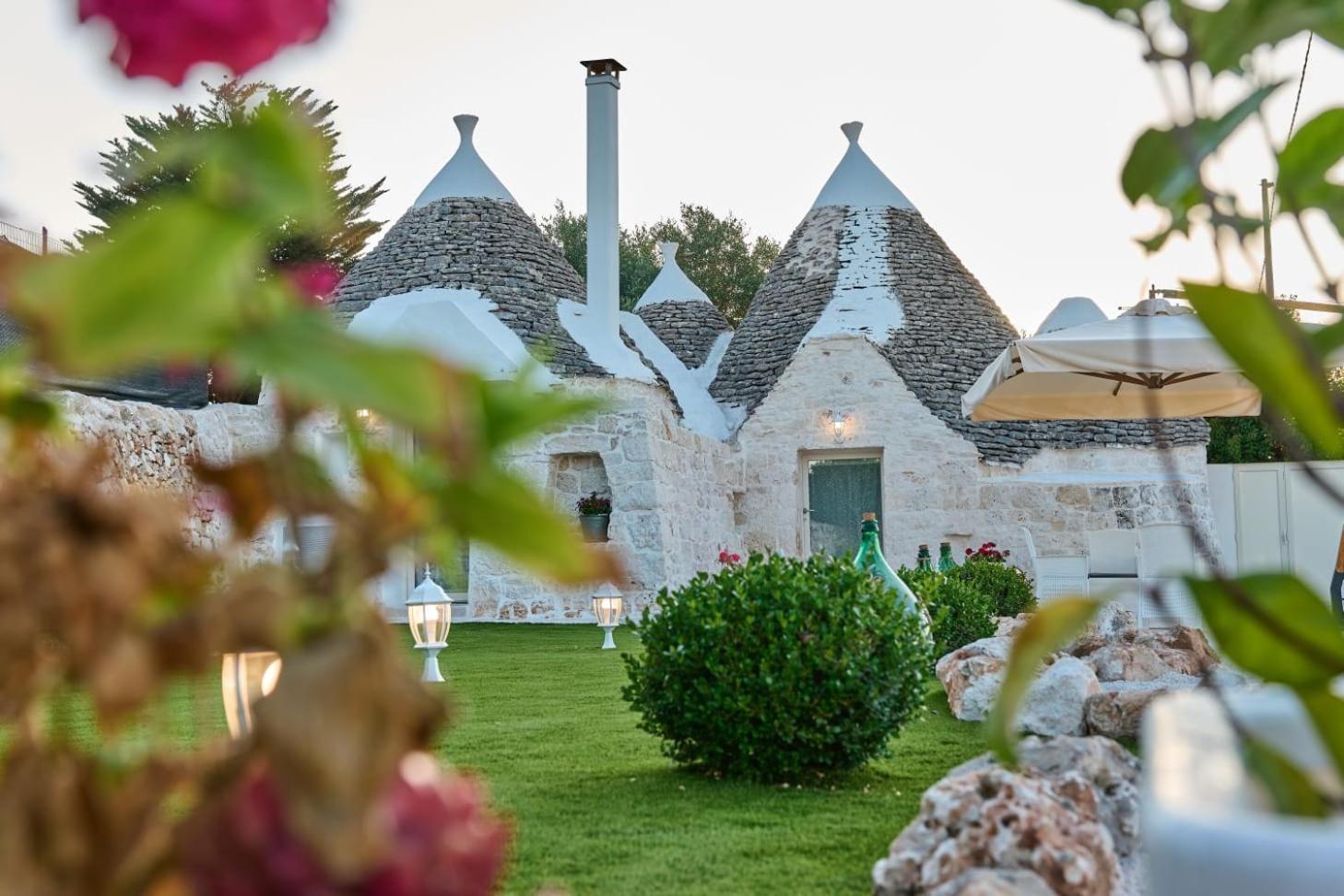 I Trulli Di Cosimo Luxury Villa Martina Franca Bagian luar foto